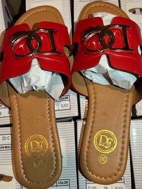 Women’s Slide Sandals Size 8 – 3 for $50 Deal 🔥